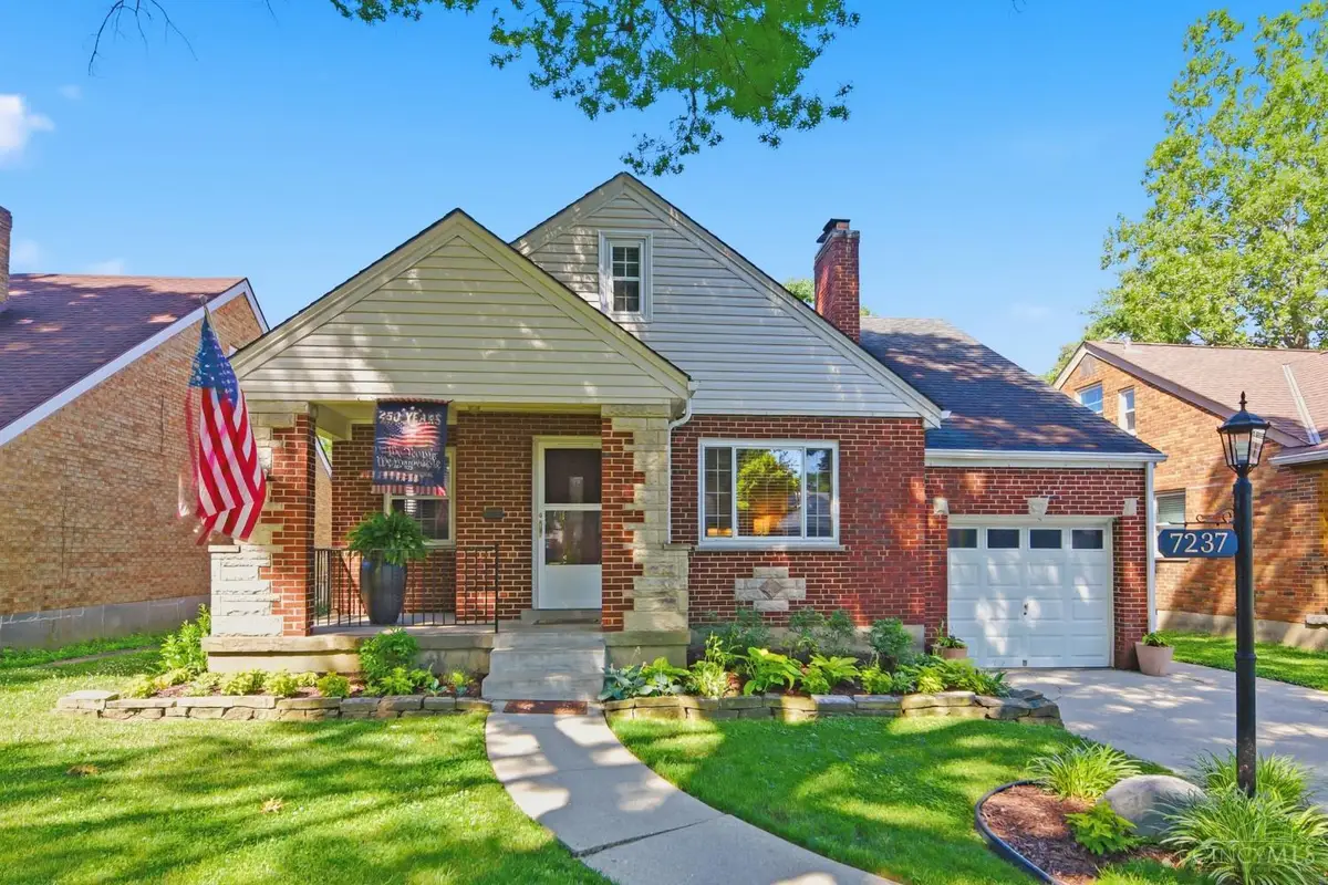 7237 Garden Road, Sycamore, OH 45236 - #1