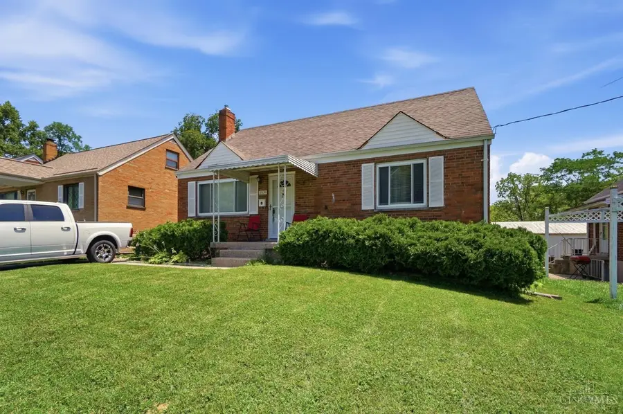9108 Orangewood Drive, Northbrook, OH 45231 - #3