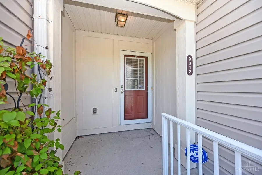 9312 Bridgecreek Drive, Pleasant Hills, OH 45231 - #3