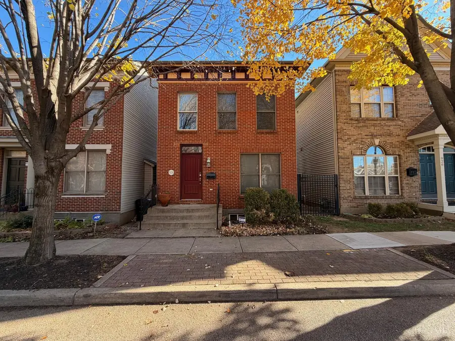 928 Mound Street, Cincinnati, OH 45203 - #3