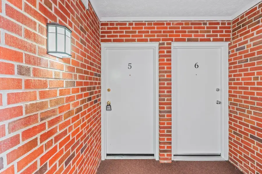 3566 Amberacres Drive #5, Cincinnati, OH 45237 - #2