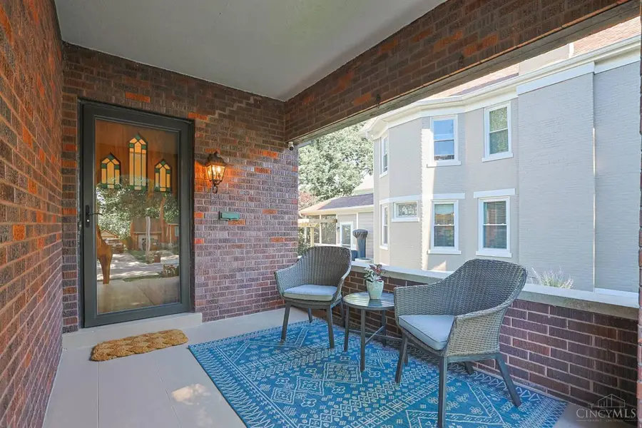 3711 Petoskey Avenue, Mariemont, OH 45227 - #3
