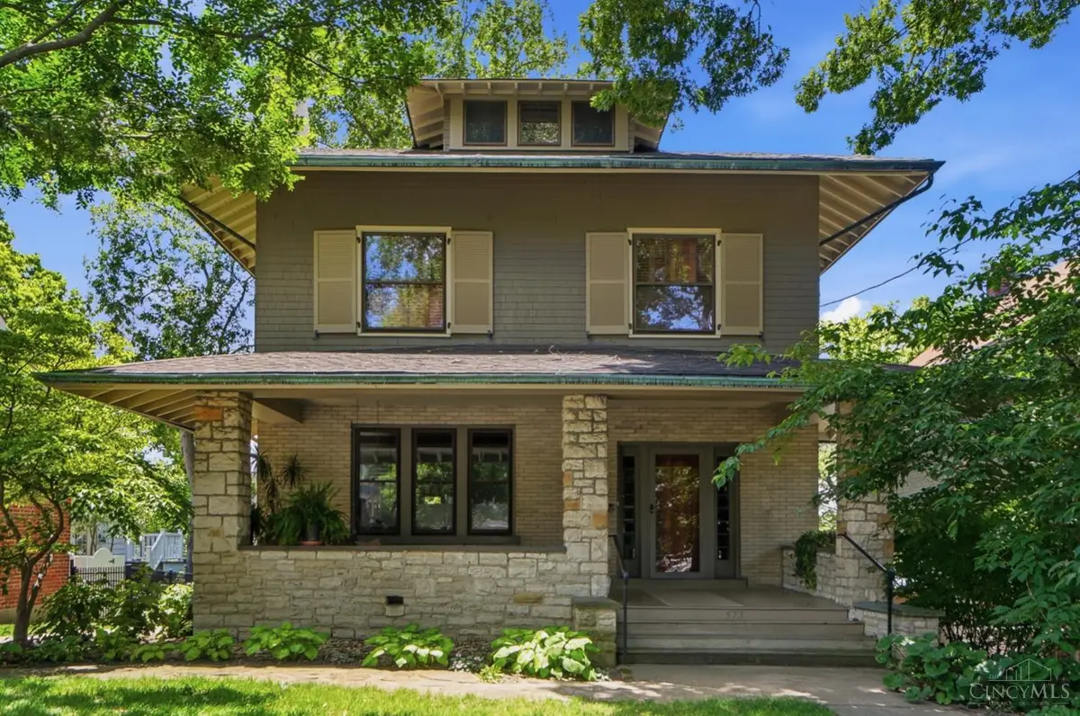 573 Evanswood Place, Cincinnati, OH 45220 - #1