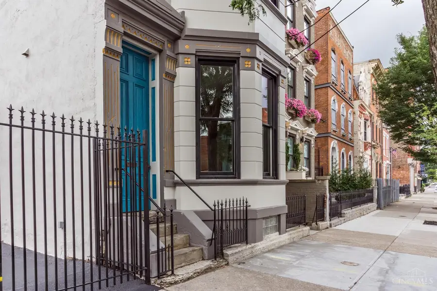 1420 Elm Street #2, Cincinnati, OH 45202 - #2