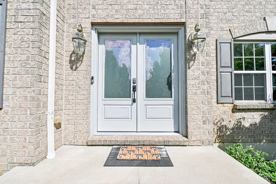 8195 Jordan Ridge Drive, Miami Heights, OH 45002 - #2
