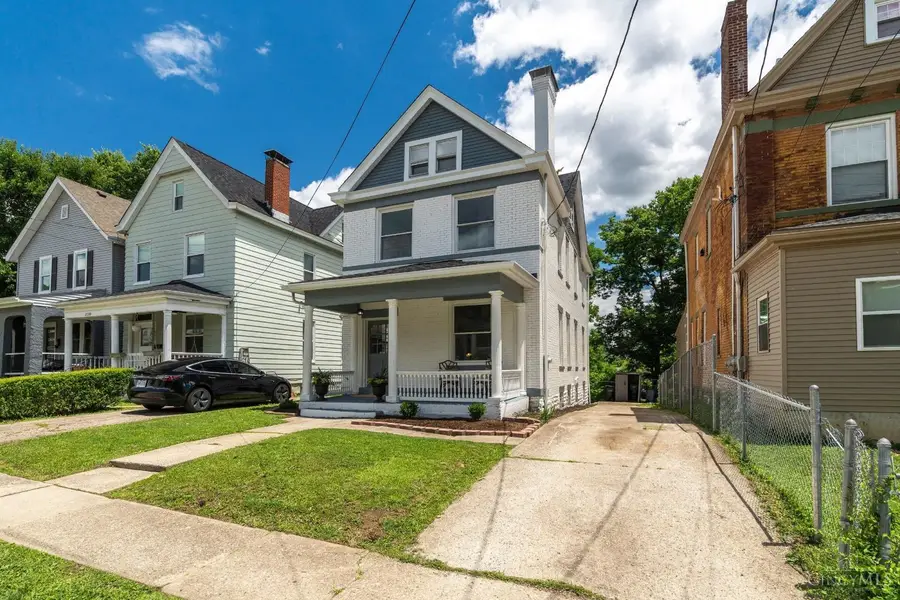 2028 Burnet Avenue, Cincinnati, OH 45219 - #2