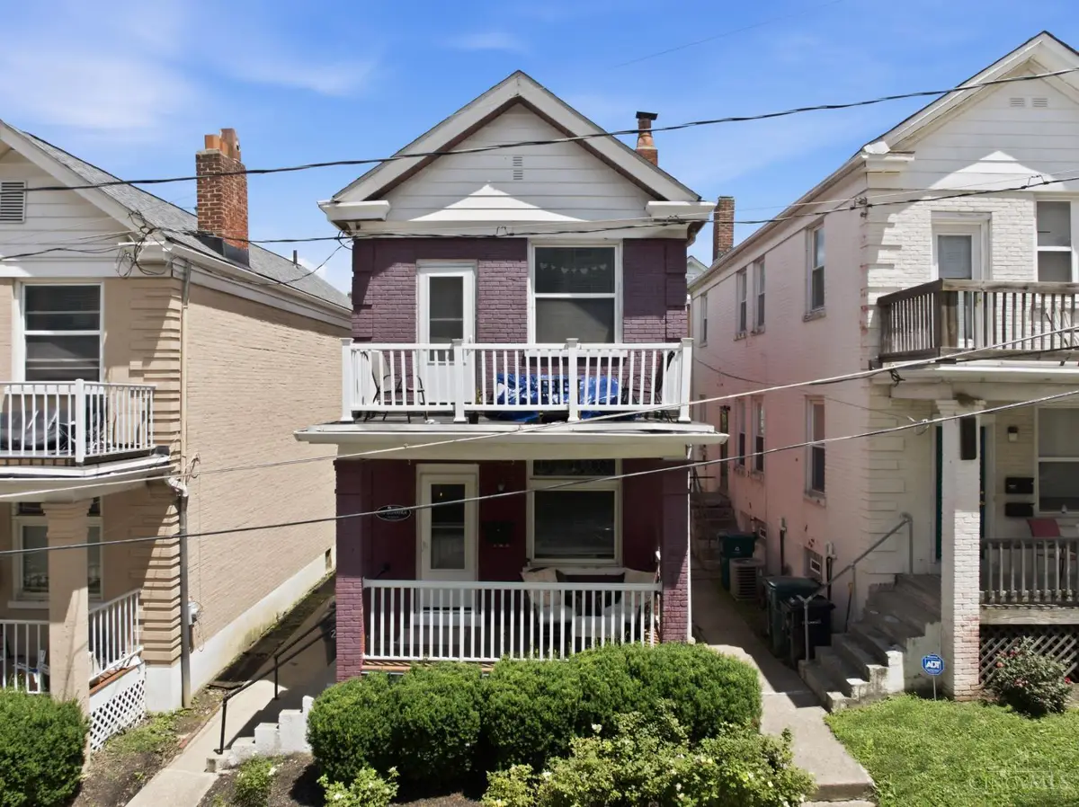 218 Donahue Street, Cincinnati, OH 45219 - #1