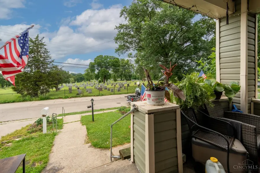549 Church Street, Saint Bernard, OH 45217 - #2