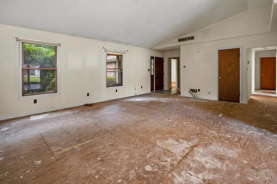 6051 St Rt 132, Goshen, OH 45122 - #2