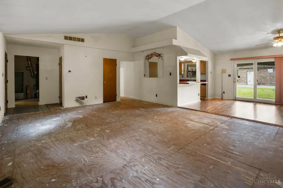 6051 St Rt 132, Goshen, OH 45122 - #3