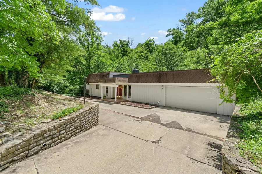 511 W Galbraith Road, Cincinnati, OH 45215 - #2