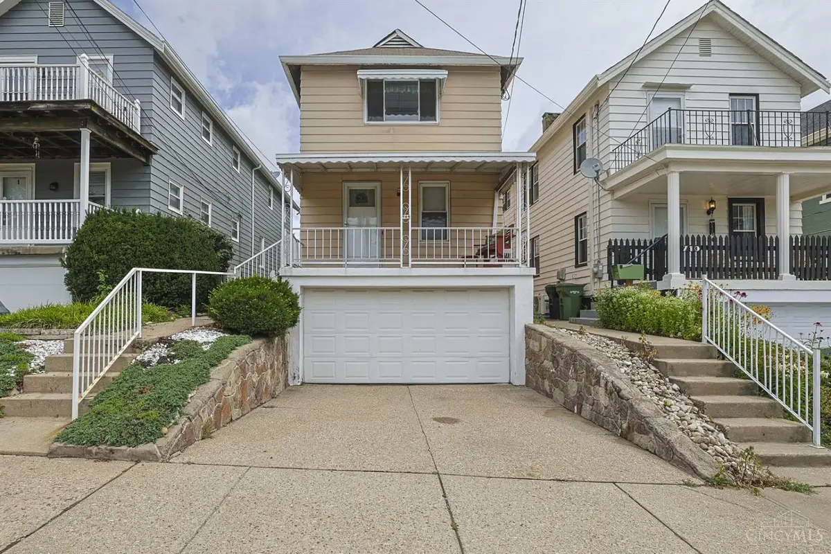 708 E Ross Avenue, Saint Bernard, OH 45217 - #1
