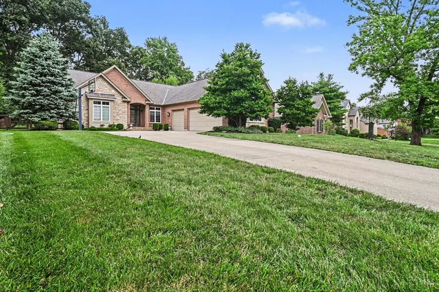 7860 Jolain Drive, Montgomery, OH 45242 - #2
