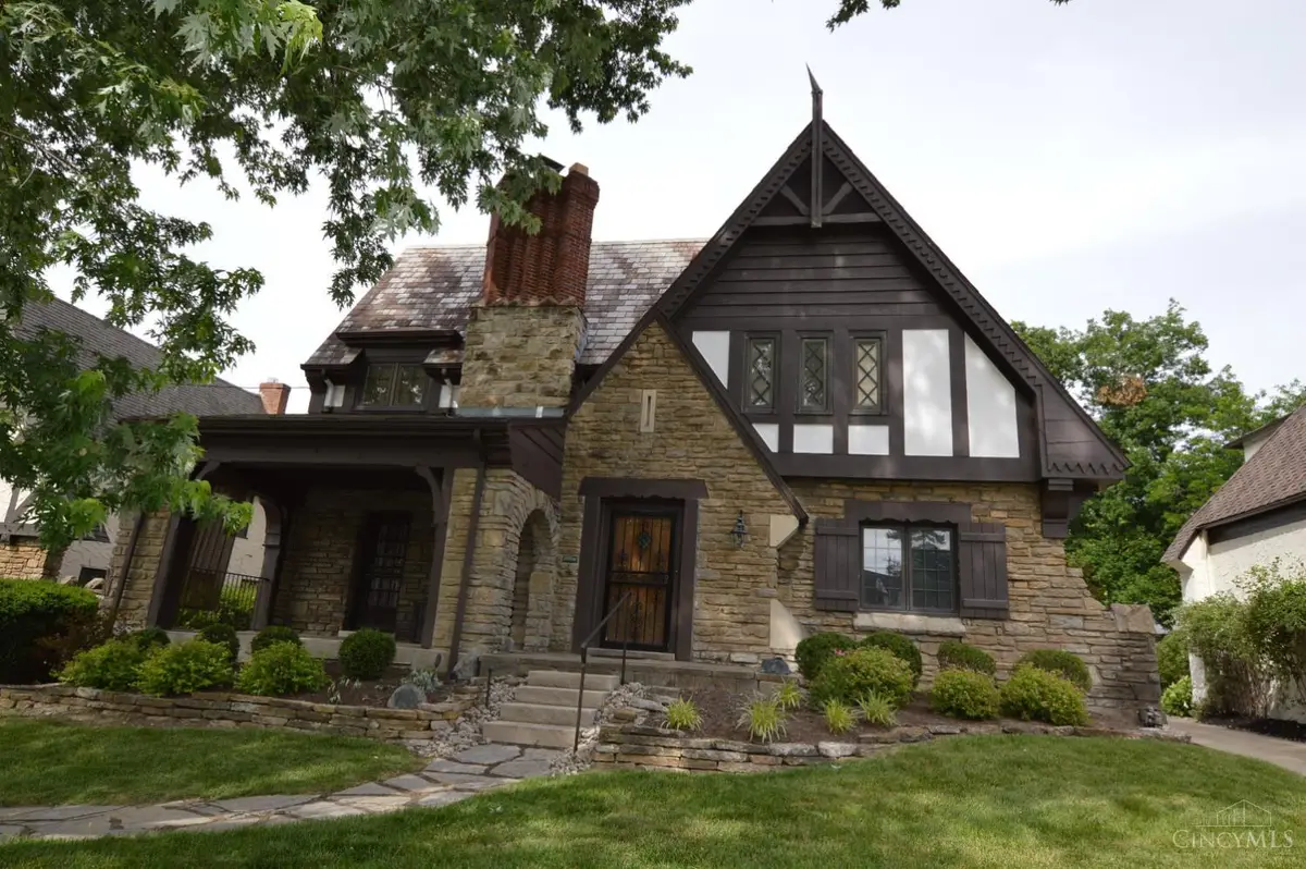 806 Mannington Avenue, Cincinnati, OH 45226 - #1