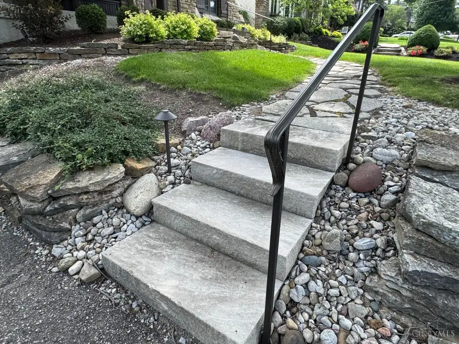 806 Mannington Avenue, Cincinnati, OH 45226 - #2