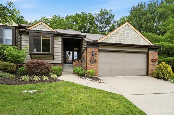 23 Diplomat Drive, Wyoming, OH 45215