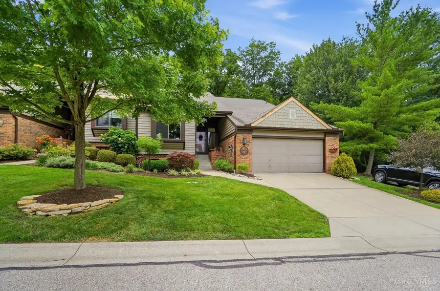 23 Diplomat Drive, Wyoming, OH 45215 - #2