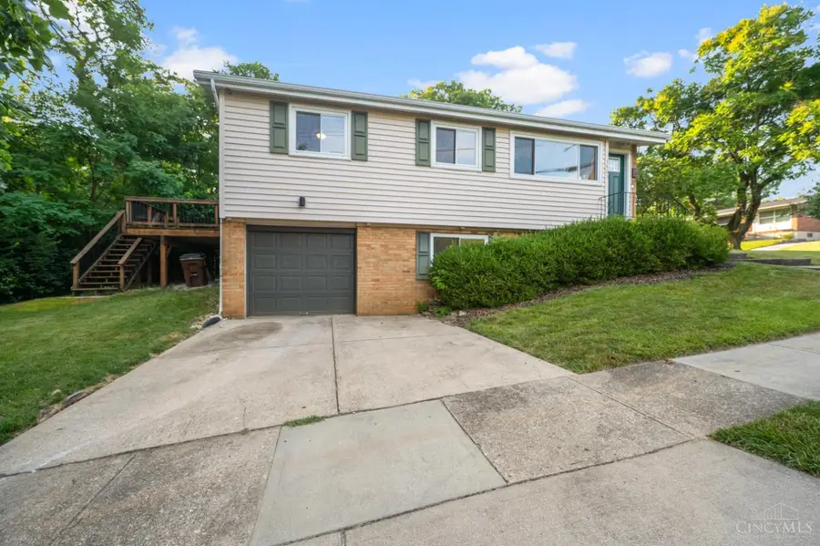 3905 Mantell Avenue, Sycamore, OH 45236 - #2