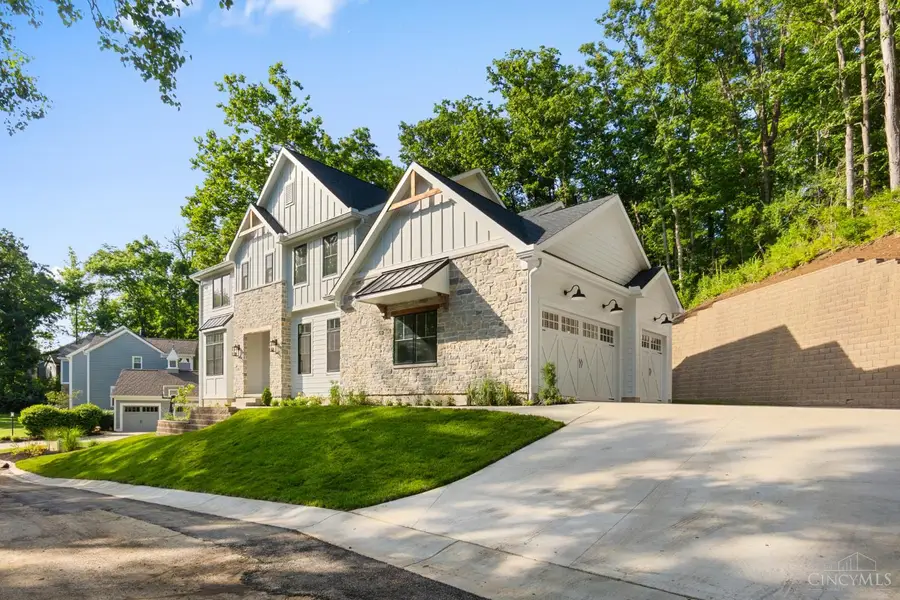 9004 Old Creek Trail, Montgomery, OH 45249 - #3