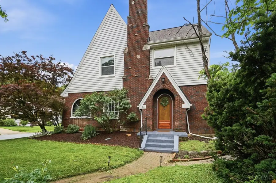 6738 Dante Avenue, Cincinnati, OH 45213 - #3