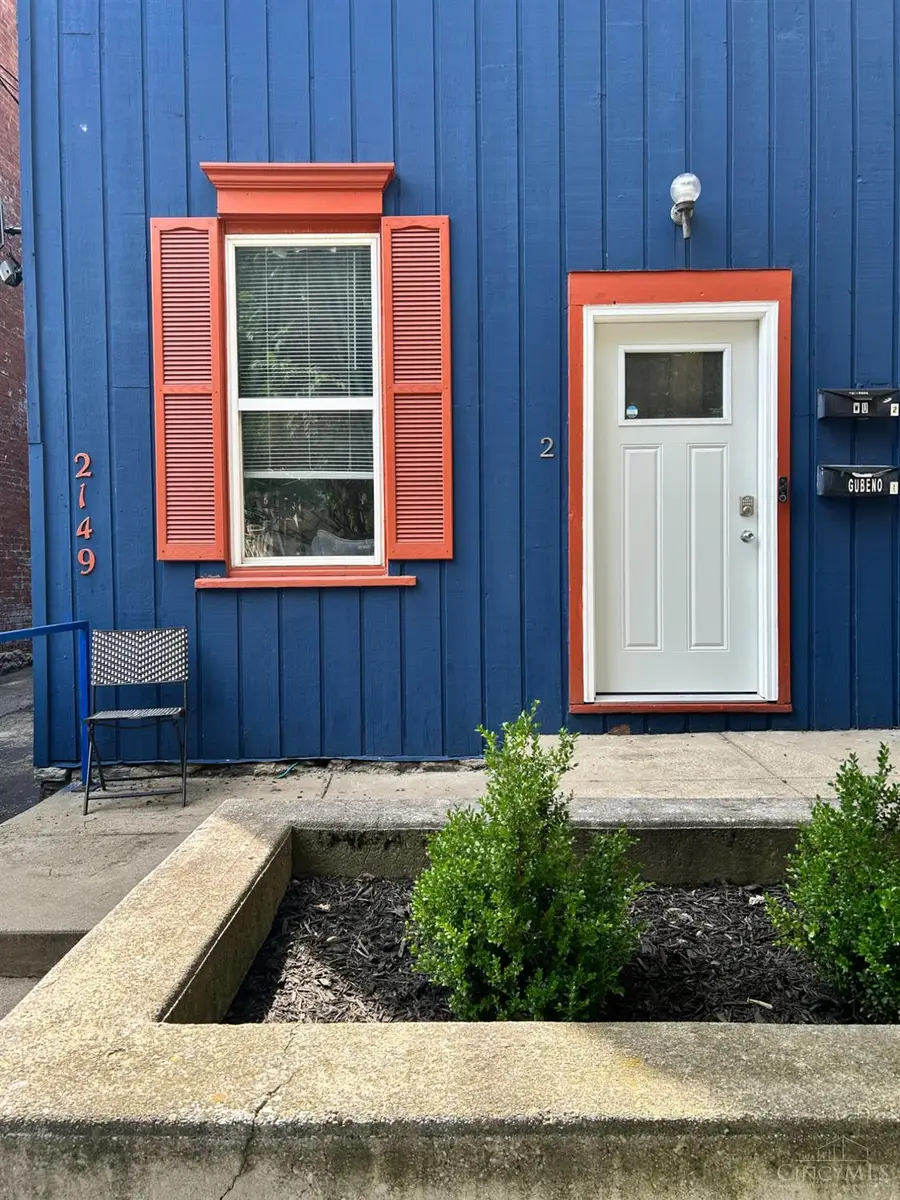 2149 W Clifton Avenue, Cincinnati, OH 45219 - #2