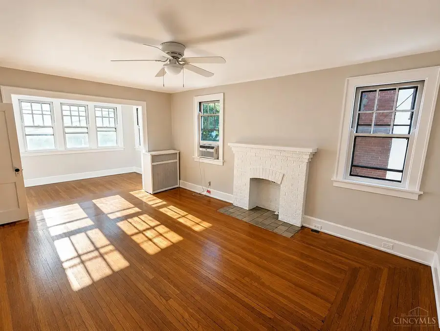1307 Paxton Avenue, Cincinnati, OH 45208 - #2