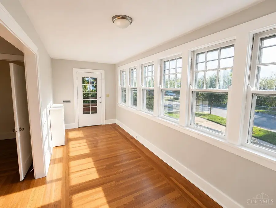 1307 Paxton Avenue, Cincinnati, OH 45208 - #3