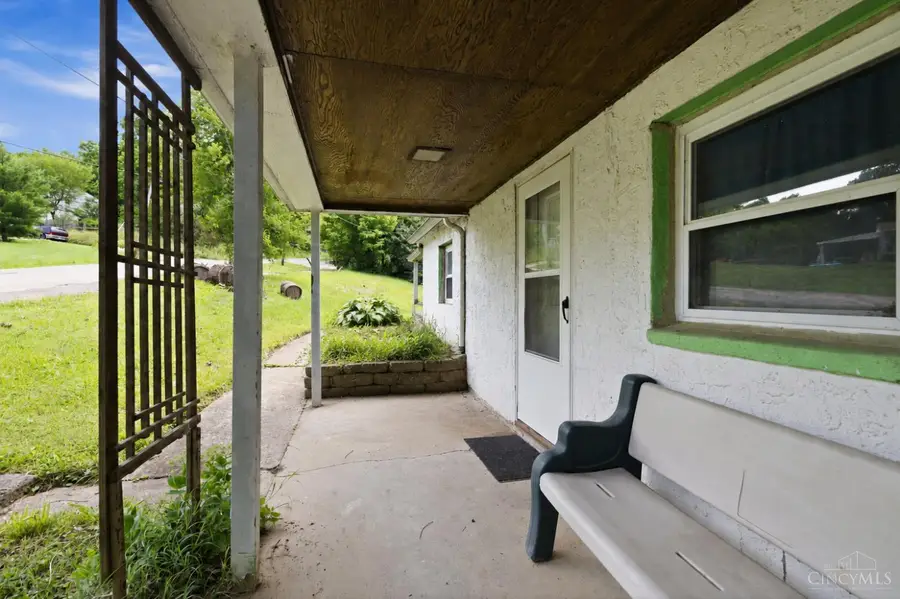 8973 Buffalo Ridge Road, Grandview, OH 45002 - #3