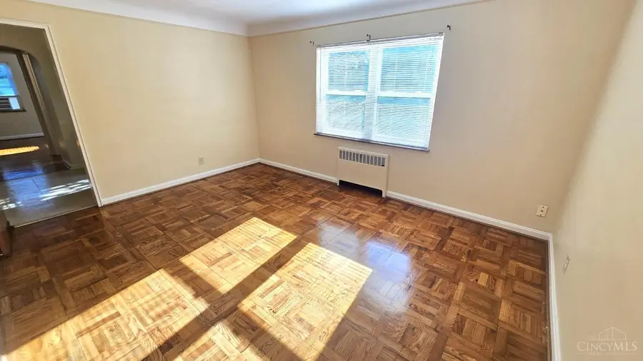 3897 Vine Street, Cincinnati, OH 45217 - #3