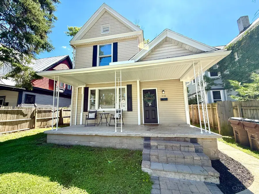 216 N East Street, Lebanon, OH 45036 - #2