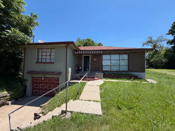 9564 Wayne Avenue, Lincoln Heights, OH 45215