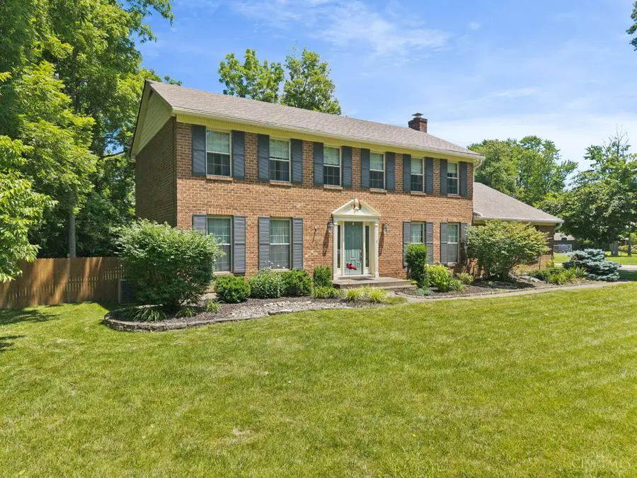 6400 Roth Ridge Drive, Loveland, OH 45140 - #3