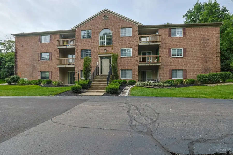 1625 W Augusta Boulevard, Fairfield, OH 45014 - #2