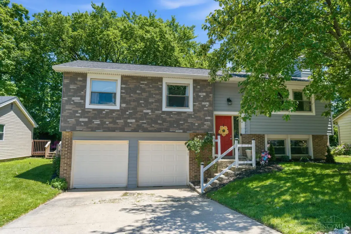 8242 Ravenwood Way, West Chester, OH 45069 - #1