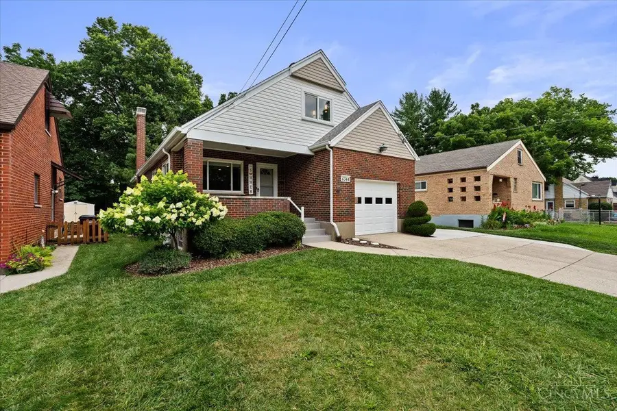 4344 Homelawn Avenue, Bridgetown, OH 45211 - #2