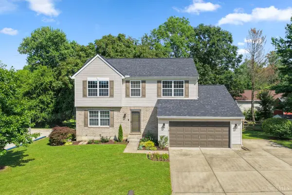 8042 Laurelwood Drive, Maineville, OH 45039