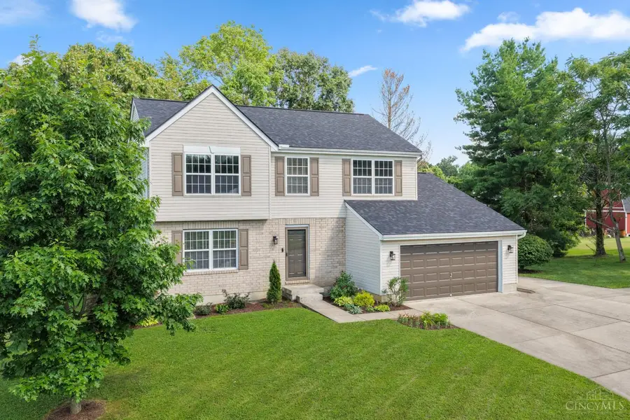 8042 Laurelwood Drive, Maineville, OH 45039 - #2