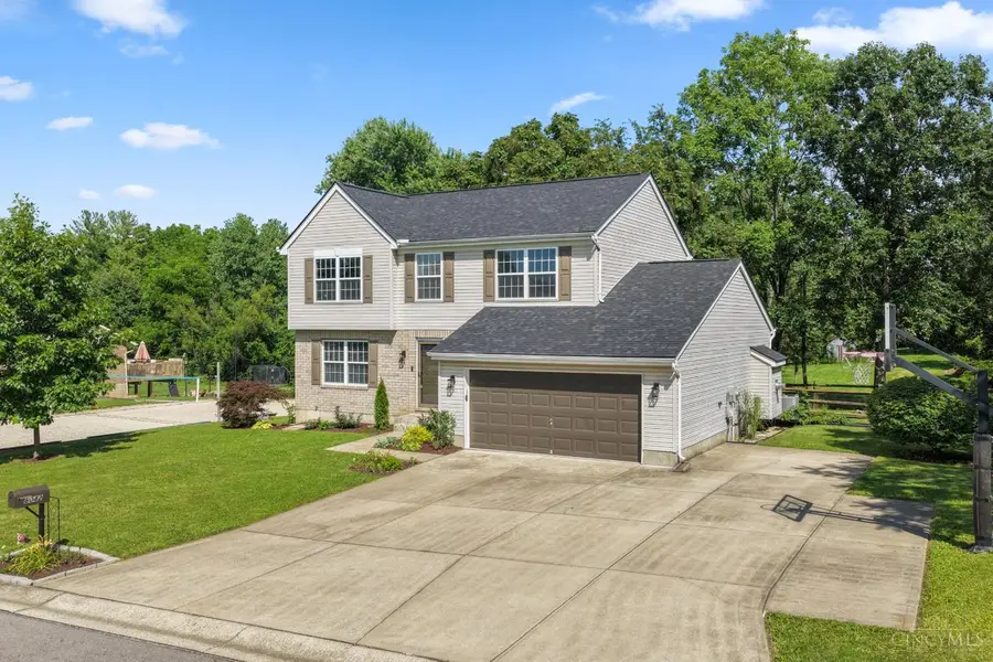 8042 Laurelwood Drive, Maineville, OH 45039 - #3