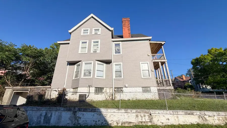 275 Mccormick Place, Cincinnati, OH 45219 - #3