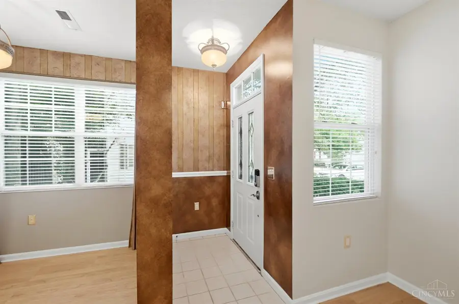 7492 Mansion Circle #B, Deerfield, OH 45040 - #3