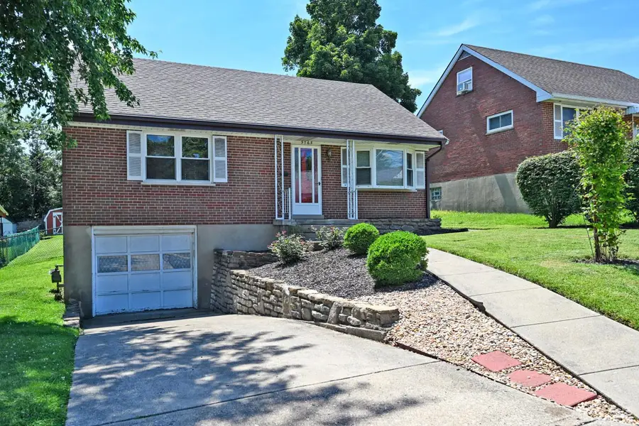 3763 Frondorf Avenue, Bridgetown, OH 45211 - #2