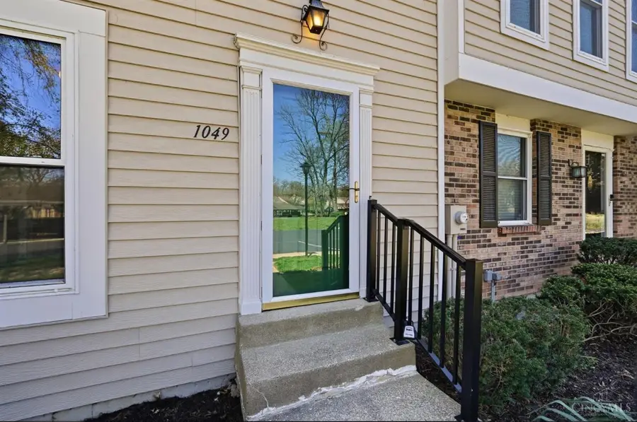 1049 Stratford Court, Loveland, OH 45140 - #3