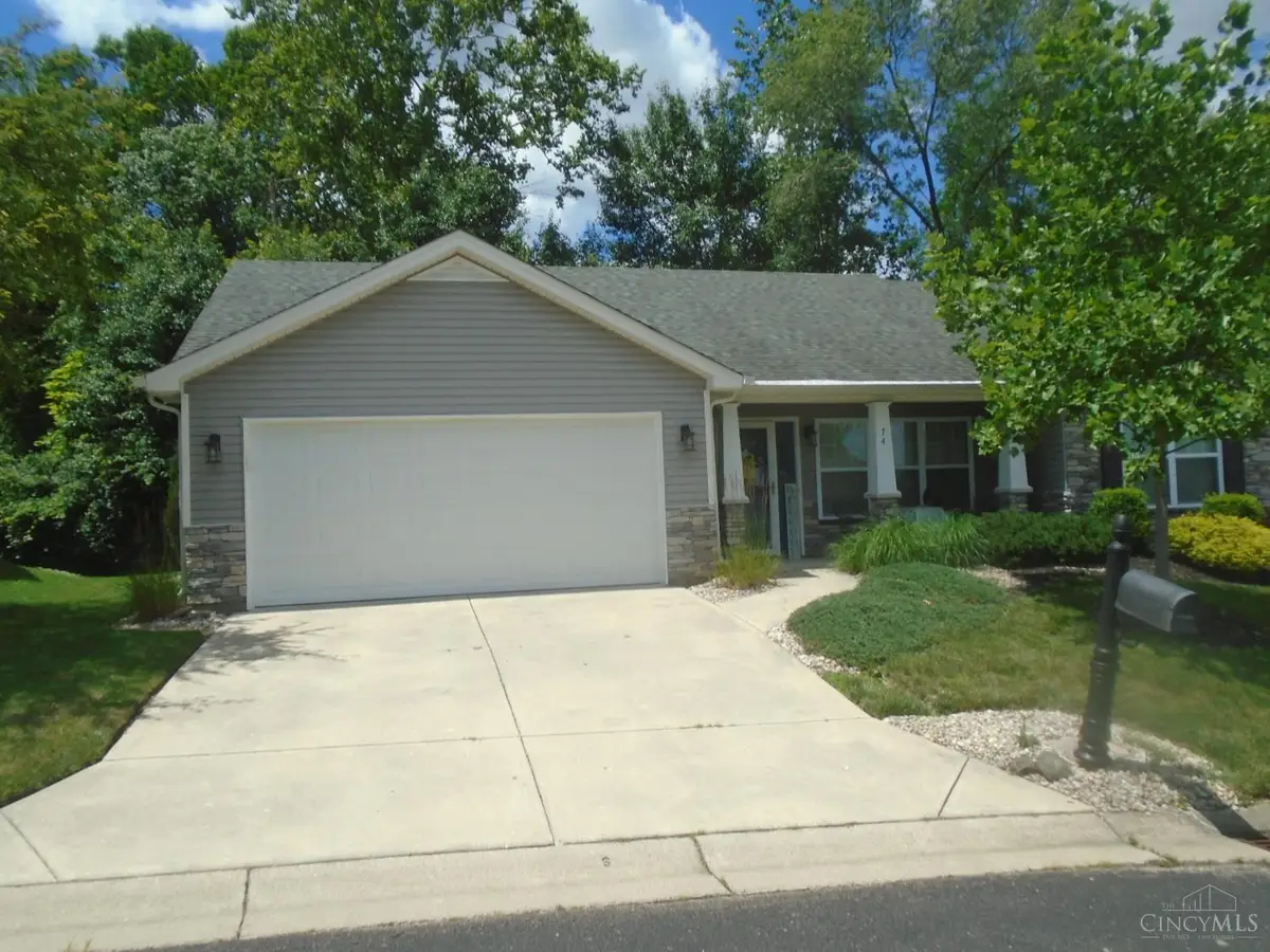 74 Persimmon Drive W, Hamilton, OH 45013 - #1
