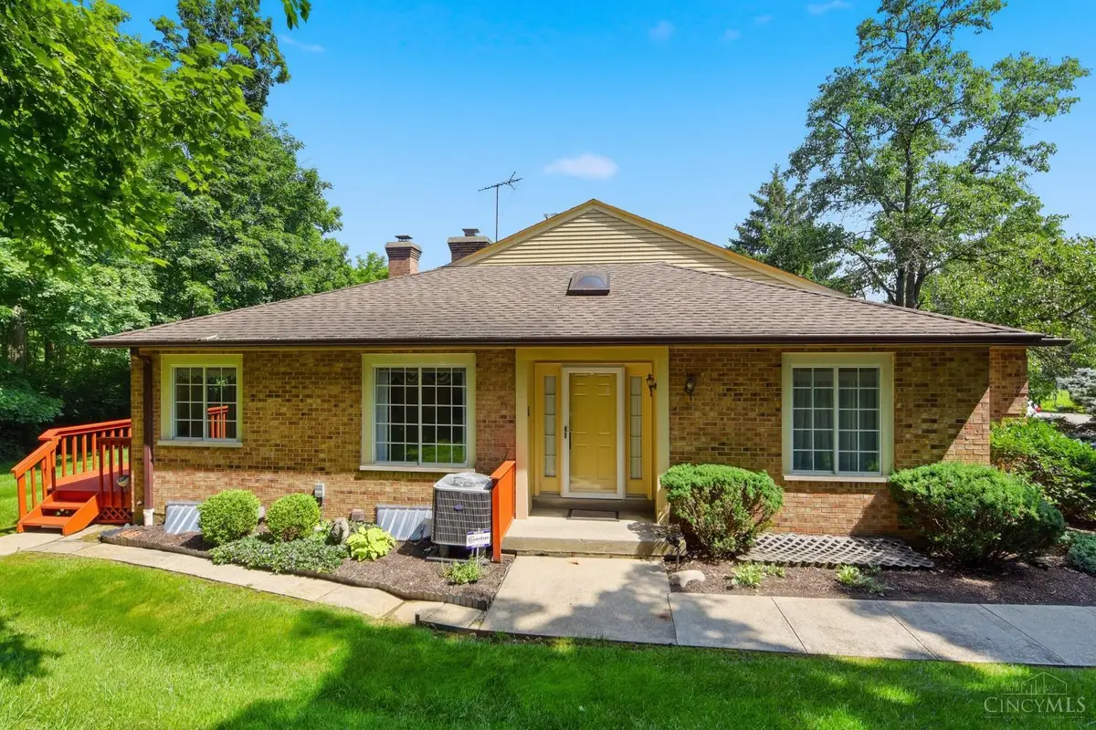5237 S Eaglesnest Drive, Green, OH 45248 - #1