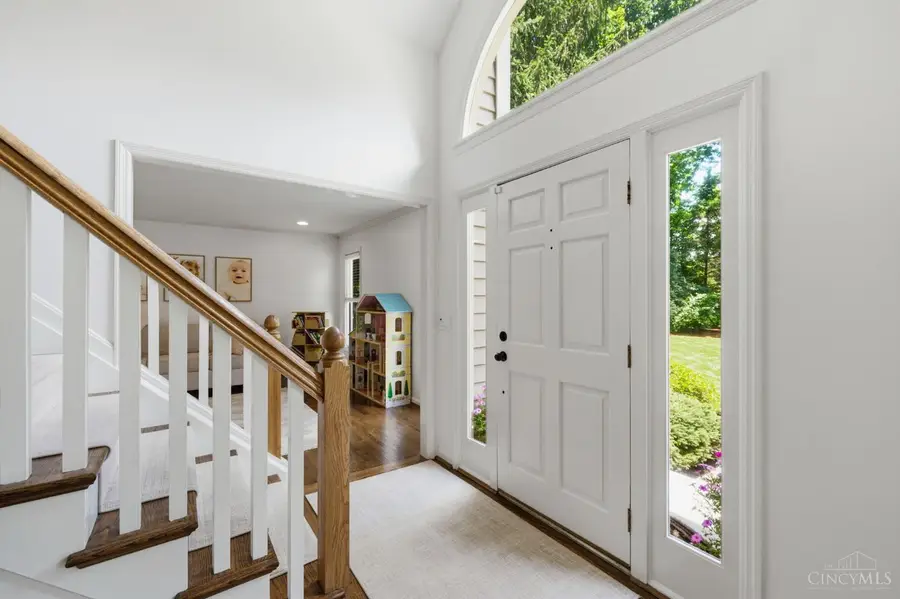 800 Eaglesknoll Court, Forestville, OH 45255 - #3