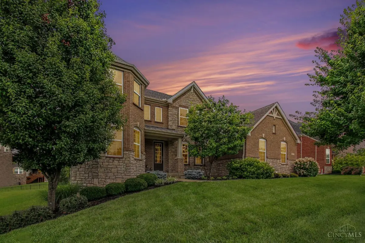 8961 Oakcrest Way, West Chester, OH 45069 - #1