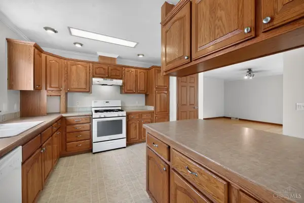 164 W 66th Street, Cincinnati, OH 45216