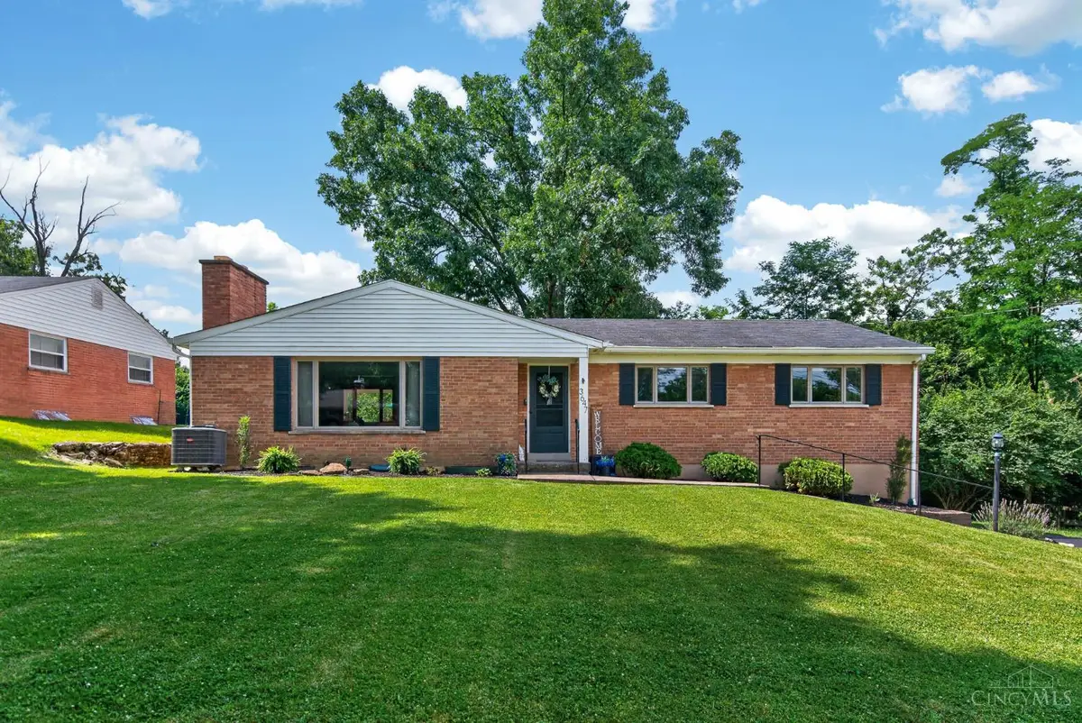 3647 Mantell Avenue, Sycamore, OH 45236 - #1