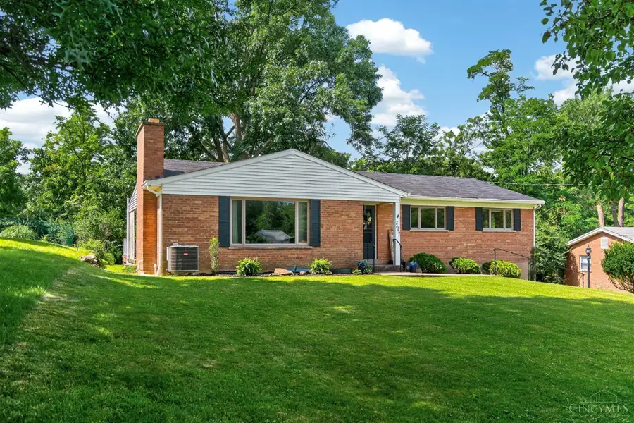 3647 Mantell Avenue, Sycamore, OH 45236 - #2
