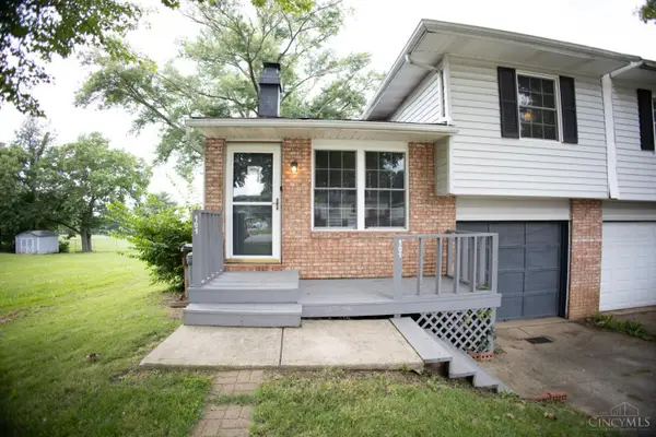 101 Highridge Court, Franklin, OH 45005